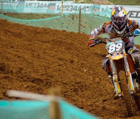 开云体育入口-雷霆万钧，浓眉无解，一场比赛的唯一性叙事