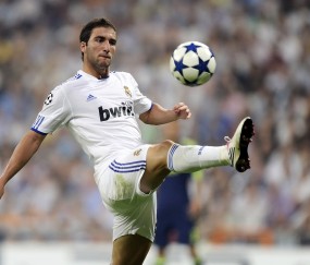 开云体育官网-绿茵场上的逆转哲学，当雄鹿翻盘湖人照进意甲焦点战