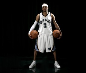 开云体育平台APP-赛道风云，威廉姆斯轻取阿斯顿马丁，维斯塔潘状态火热再显王者风范