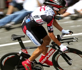 开云在线赛事平台-冰与火的碰撞，吉林队血拼热火，莫兰特逆境中化身关键先生