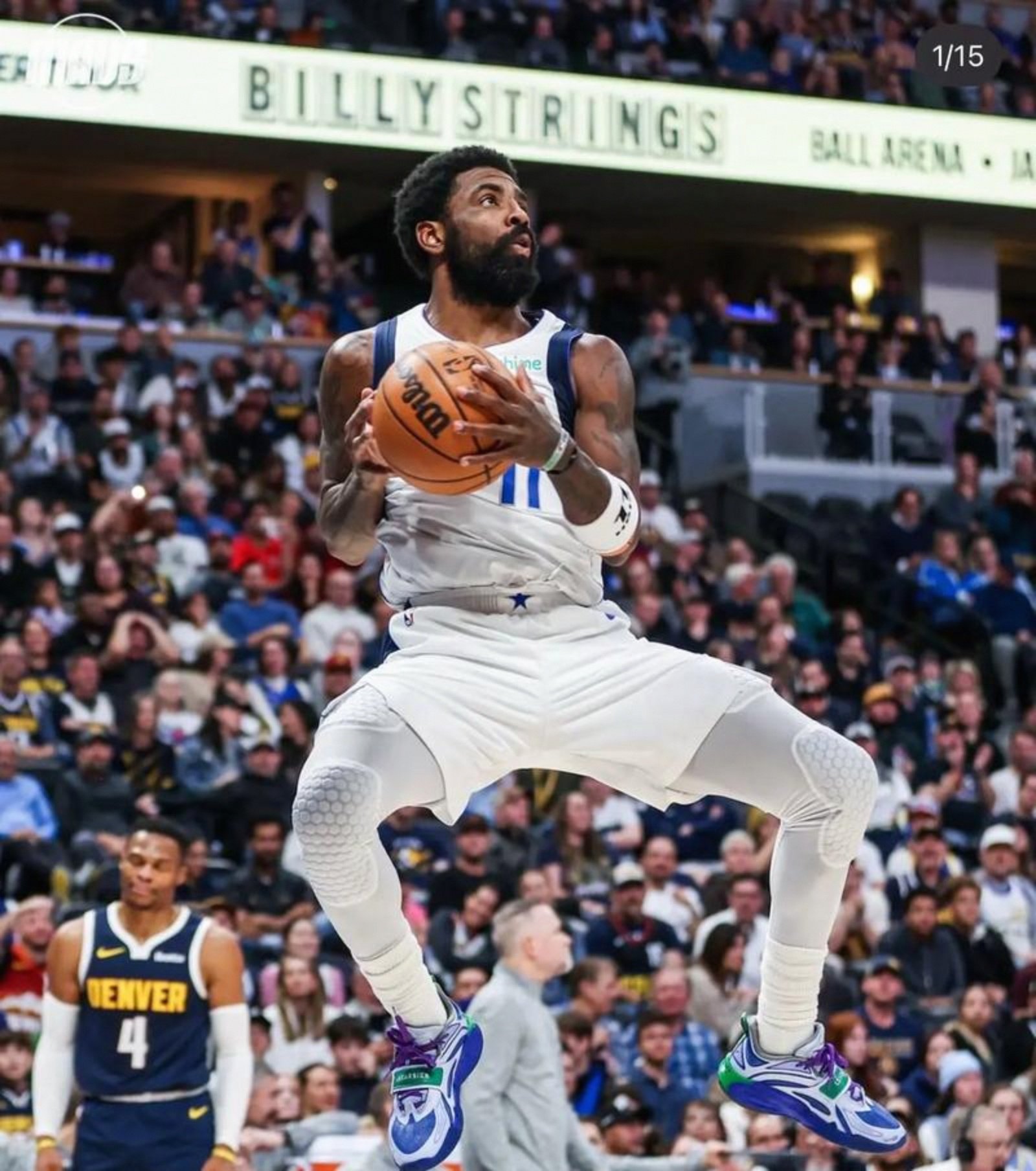 NBA球员在季后赛中表现出色，引发球迷热议