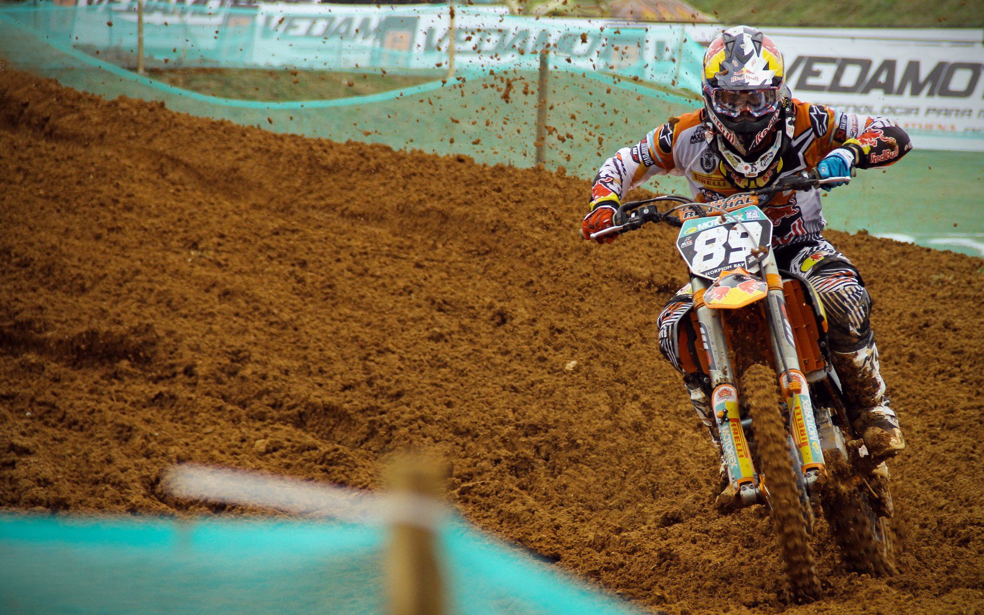 恩佐统治全场，塞维利亚击溃莱比锡红牛