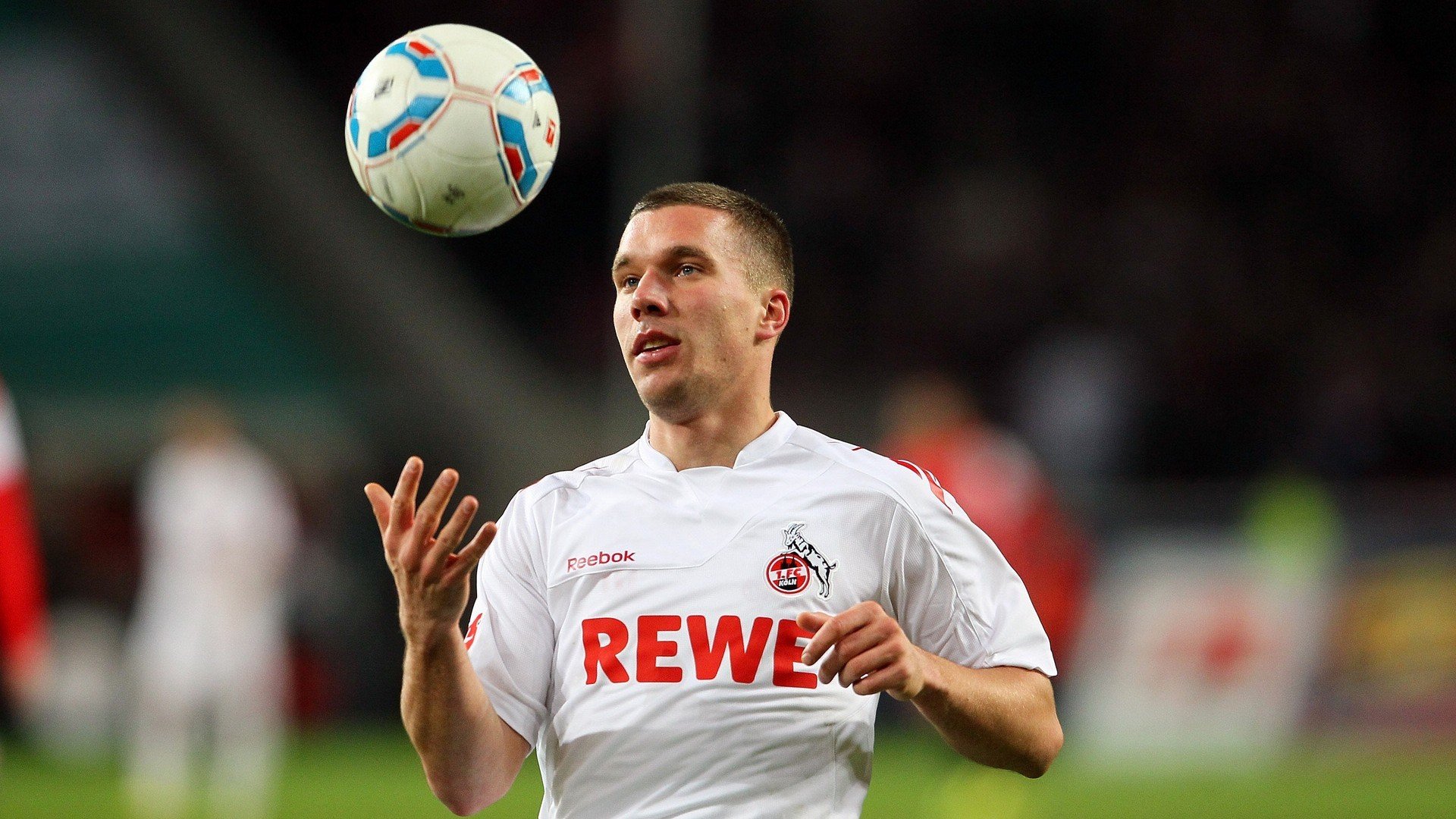 世界杯之夜，阿什拉夫关键回合不手软，书写摩洛哥传奇