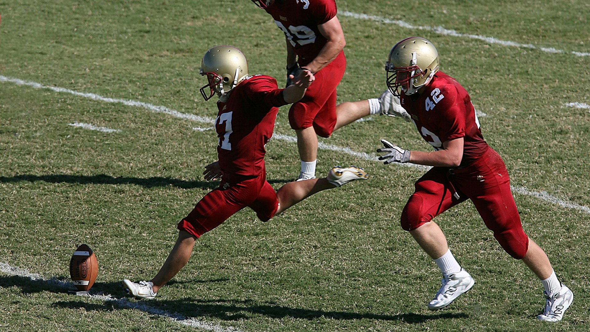 厄瓜多尔横扫挪威，京多安点燃赛场，一场不属于他的狂欢与独属于他的火焰